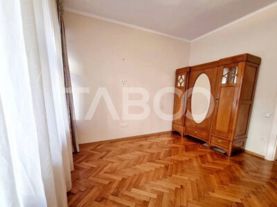 Apartament de vanzare 2 camere 2 bai 2 pivnite Sibiu Centrul Istoric