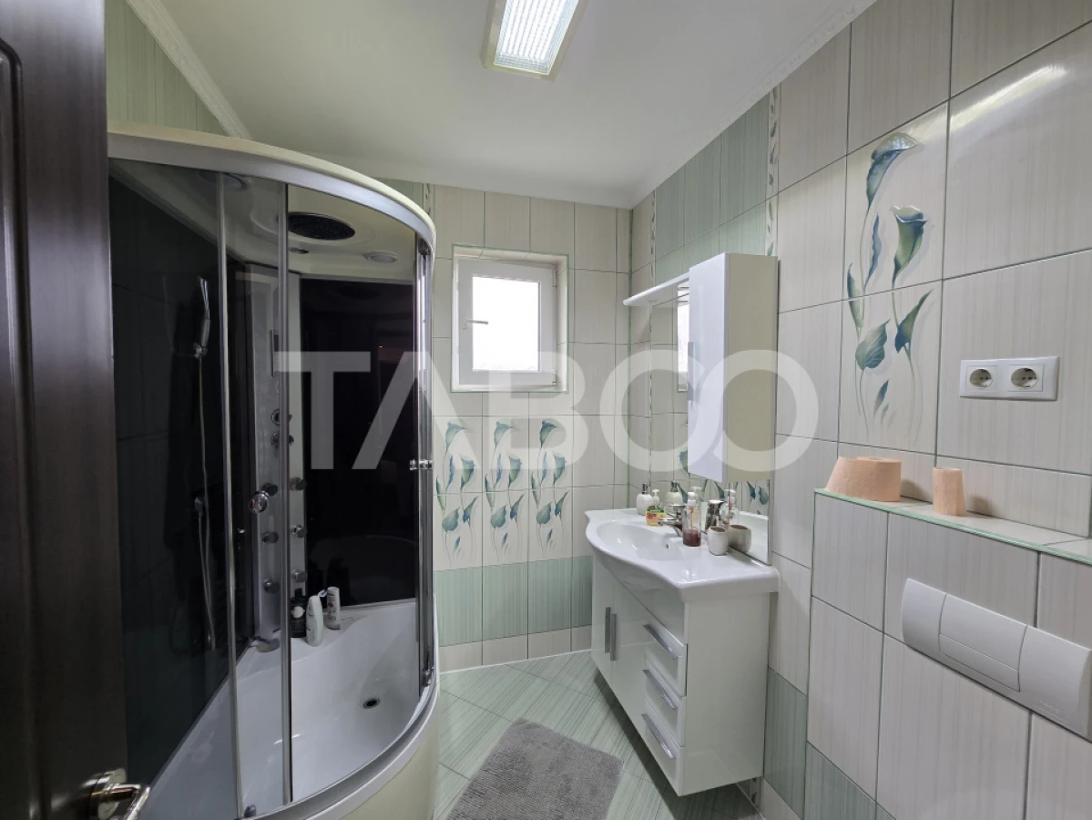 Apartament de vanzare 4 camere 3 bai 120mpu balcon Arhitectilor Sibiu - 9