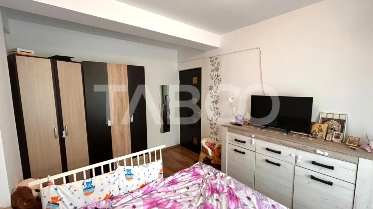 Apartament de vanzare 2 camere balcon si loc de parcare Doamna Stanca - 2