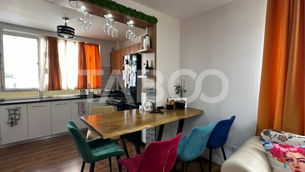 Apartament mobilat utilat 3 camere decomandat zona Arhitectilor Sibiu - 10