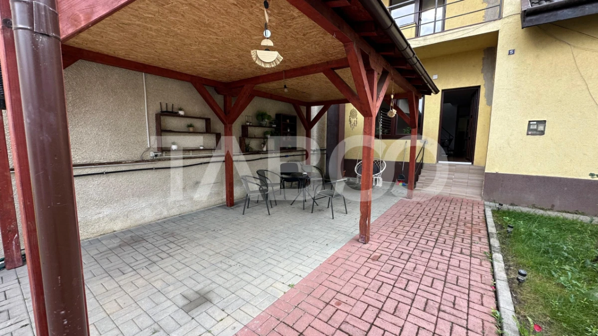 Casa individuala curte libera 300mp 8 camere zona Calea Poplacii Sibiu - 7