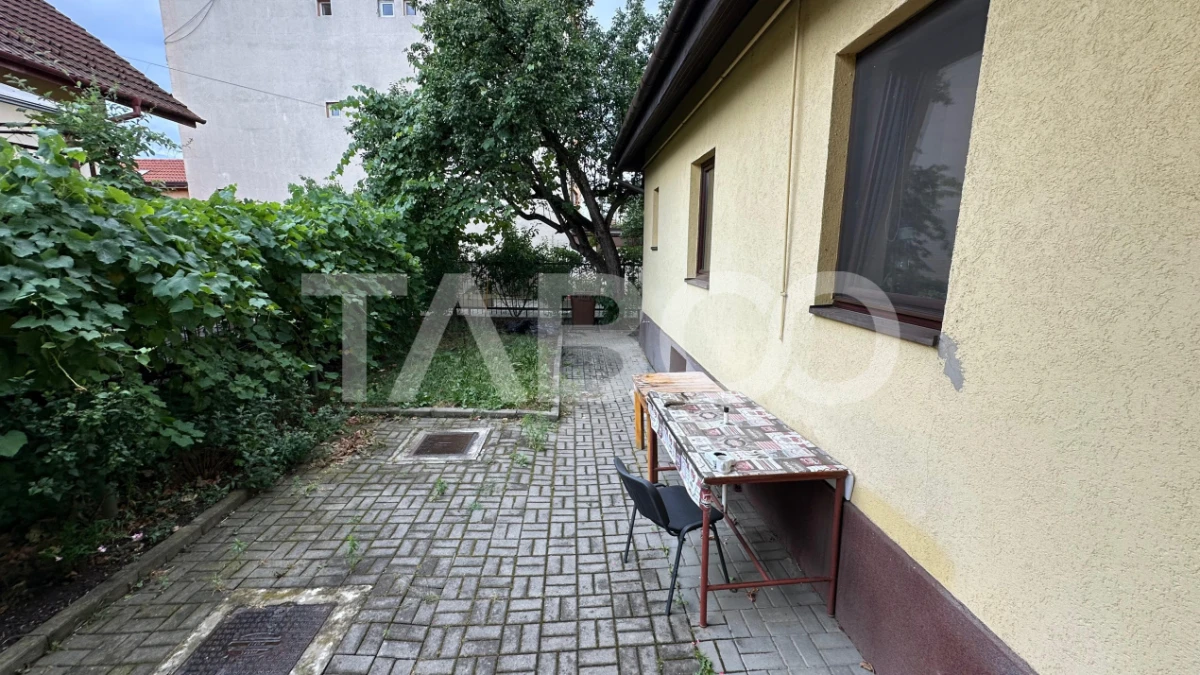 Casa individuala curte libera 300mp 8 camere zona Calea Poplacii Sibiu - 2