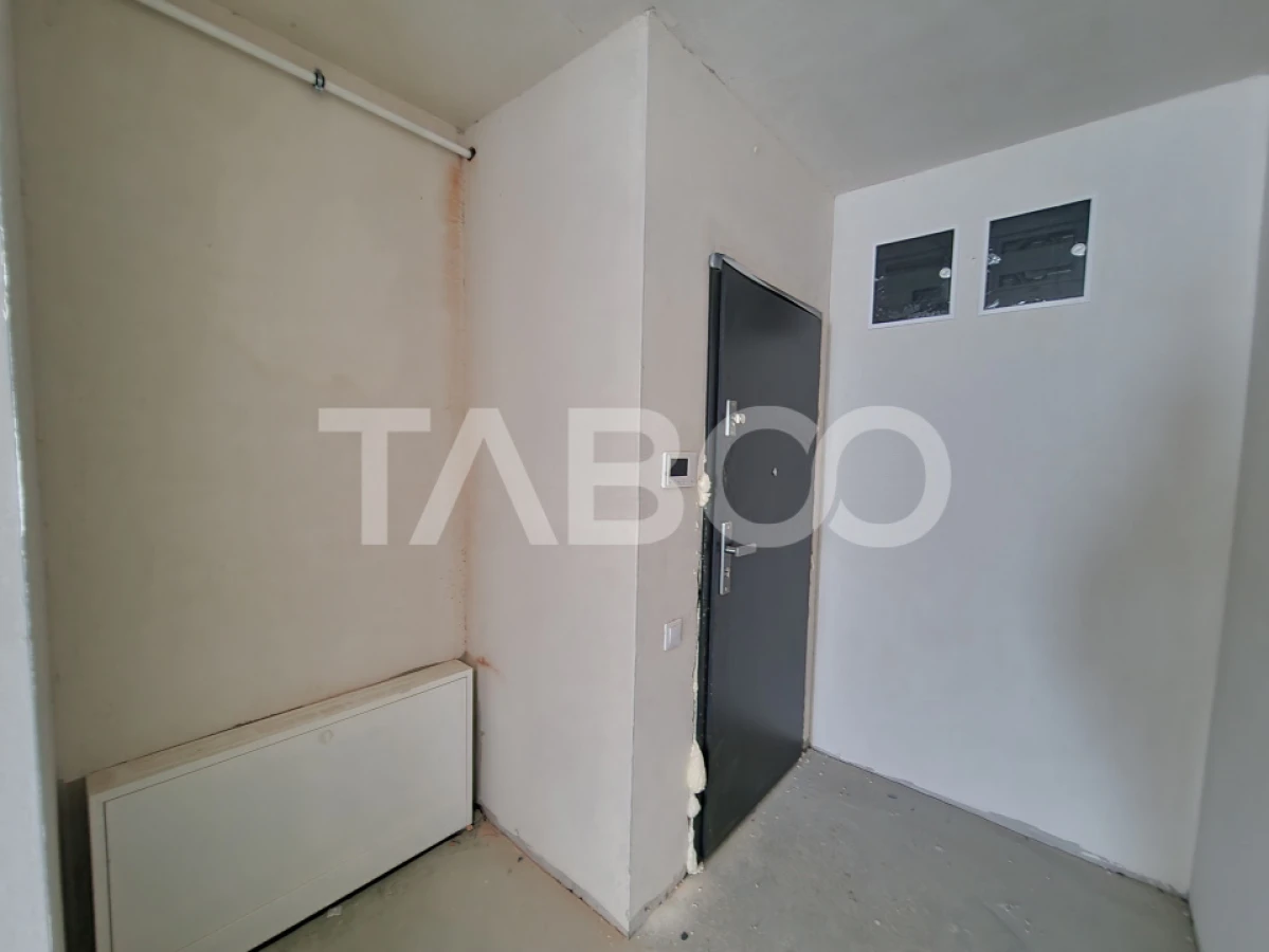 Apartament 3 camere 2 bai etaj 2 bloc cu lift zona de case in Turnisor - 6