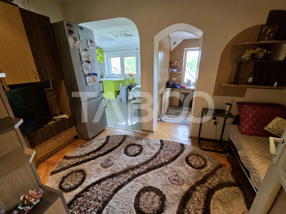 Casa individuala de vanzare 6 camere teren 650 garaj Piata Cluj Sibiu - 10