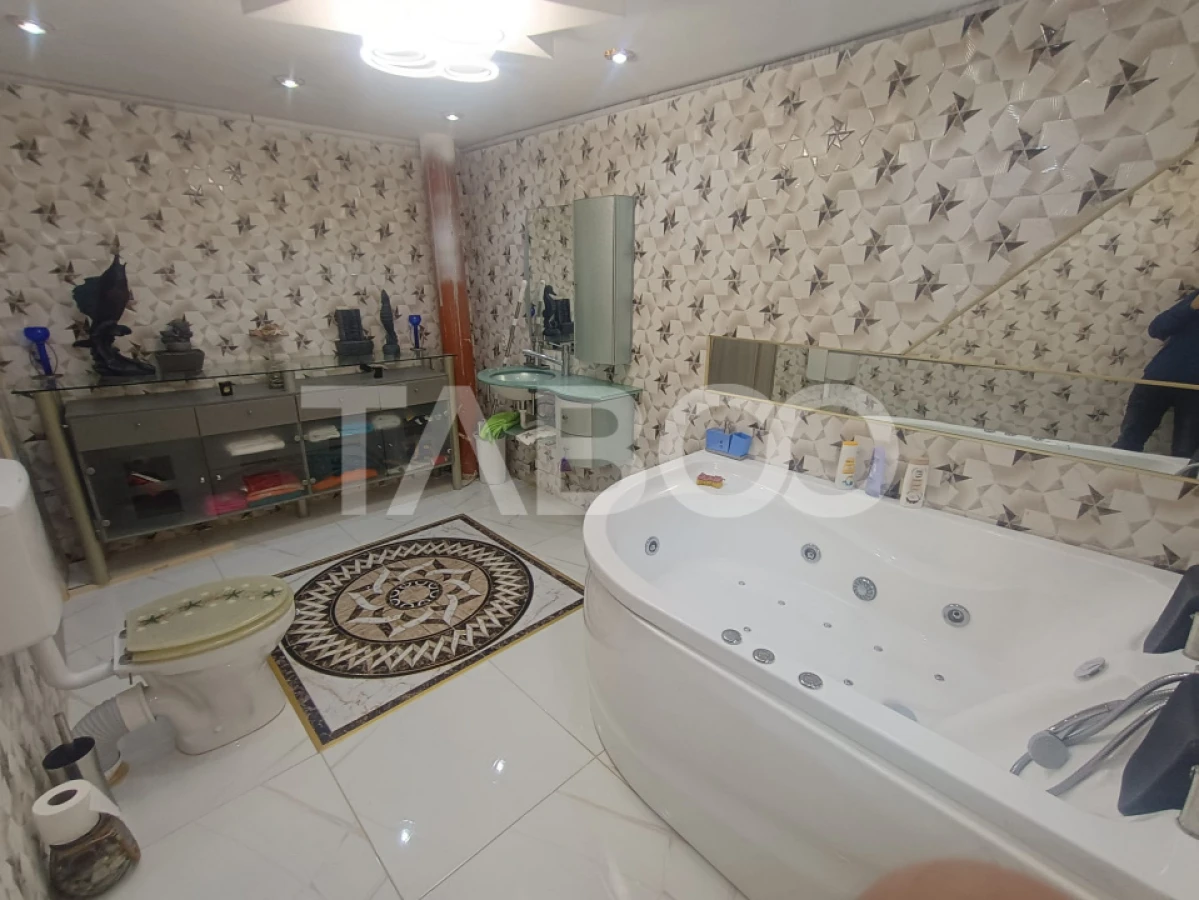 Casa individuala 4 camere 128mp cu spatiu comercial Zona Terezian - 9