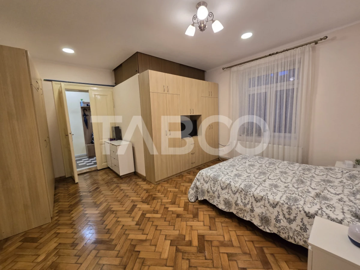 Apartament 2 camere 77mpu etaj 1 loc de parcare in Centrul Istoric - 1