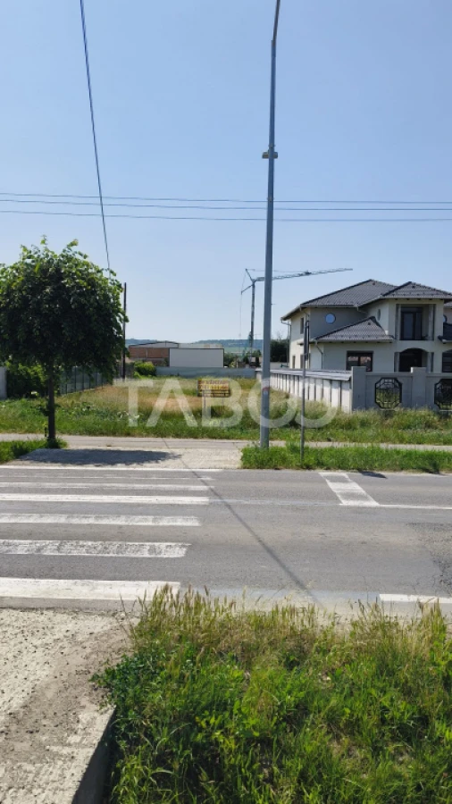 Teren intravilan de vanzare in Sebes locatie premium - 3