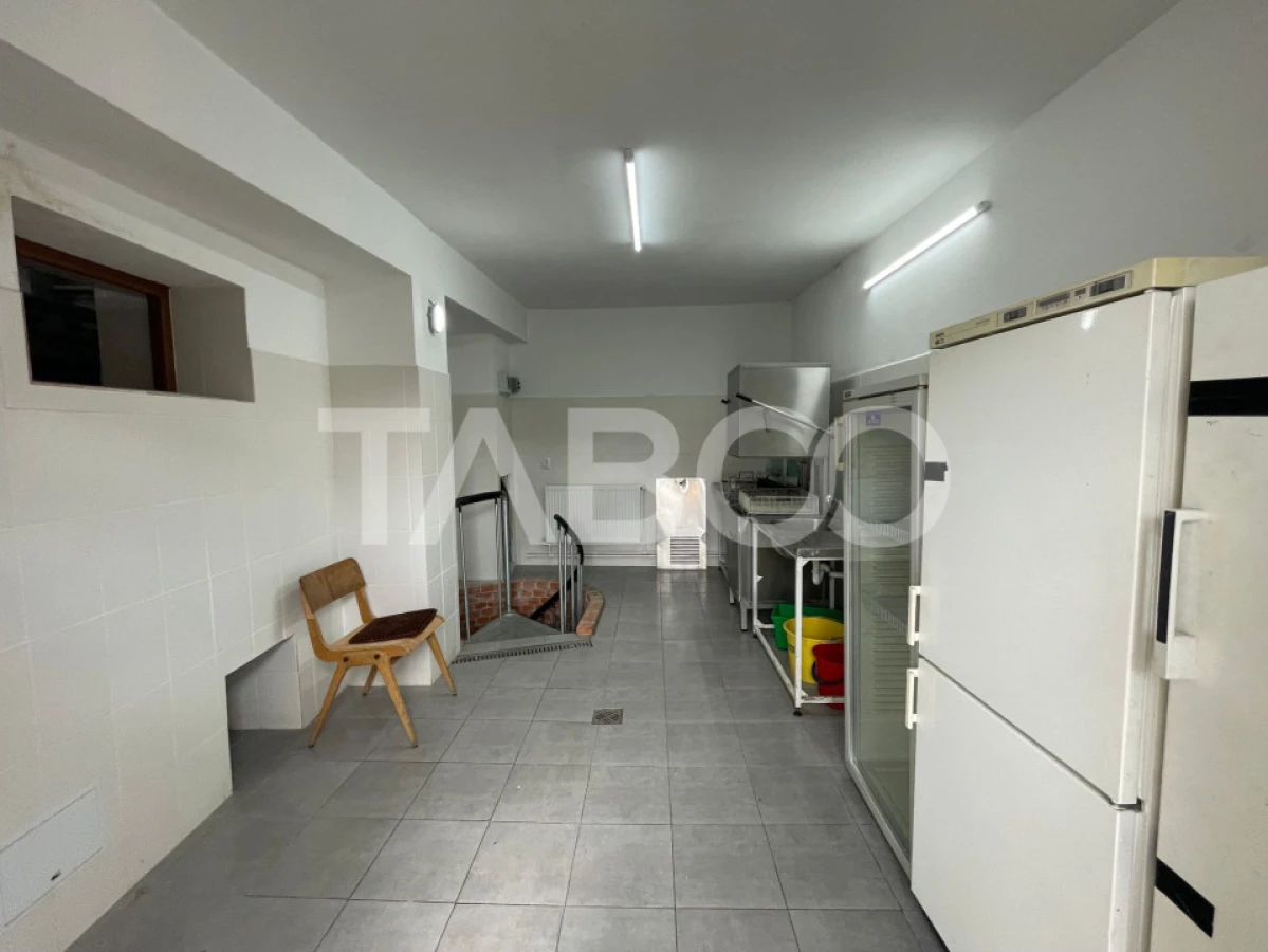 Casa de inchiriat pretabila restaurant curte proprie Sibiu Cristian - 7