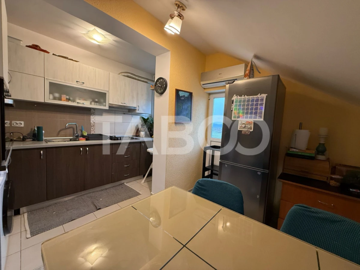 De vanzare mansarda 72 mpu 2 dormitoare zona de interes Tilisca - 1