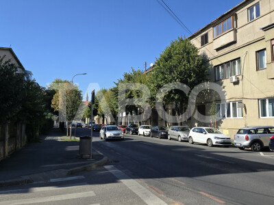 Apartament de inchiriat 2 camere mobilate utilate Facultatea de Litere