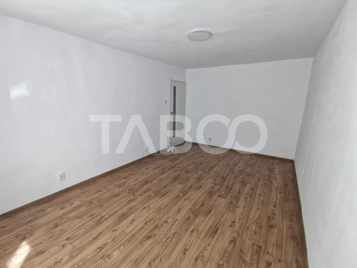 Apartament cu 3 camere decomandate la parter inalt in zona Terezian - 6