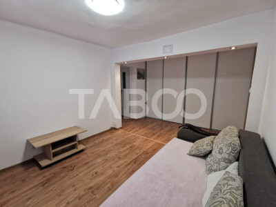 Apartament cu 3 camere decomandate la parter inalt in zona Terezian