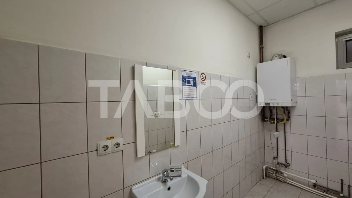 Spatiu comercial cu 2 camere 132 mpu parter cu vad auto Turnisor Sibiu - 3