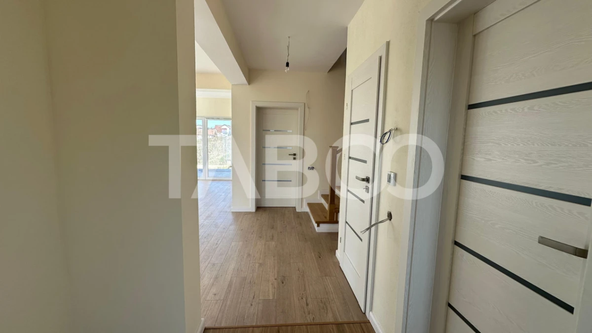 Casa individuala 4 camere de inchiriat garaj terasa Viile Sibiului - 6