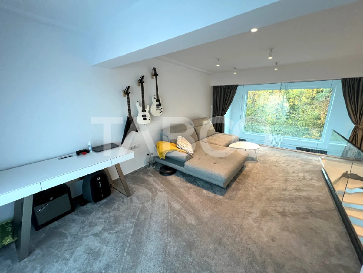 Vila exclusivista de vanzare pe Calea Dumbravii din Sibiu - 3