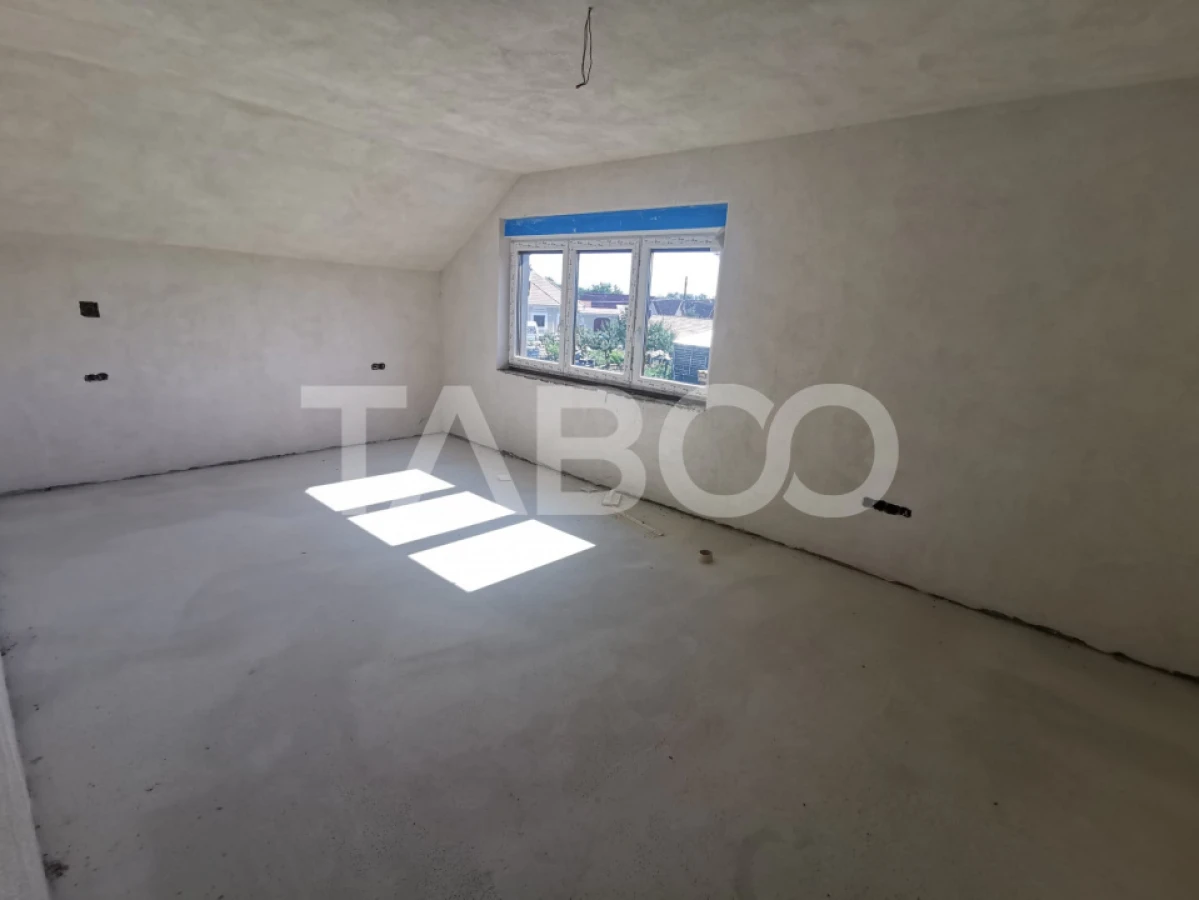 Casa individuala cu 5 camere in localitatea Miercurea Sibiului - 8