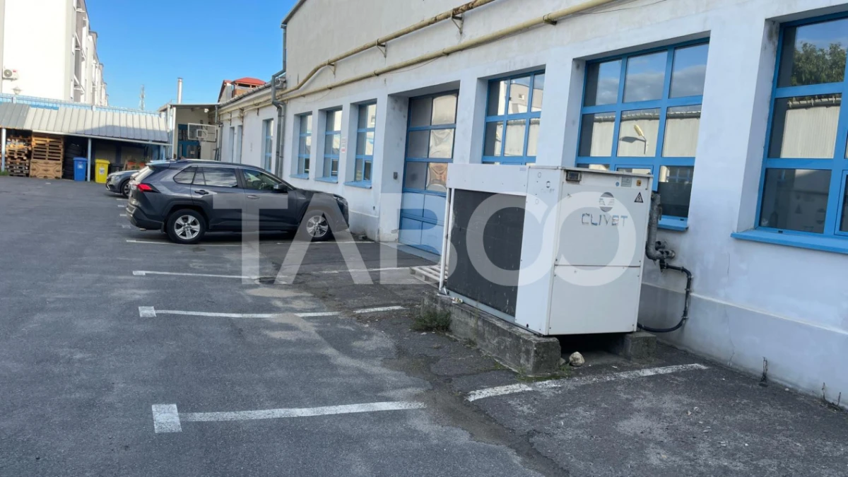 Hala 430mp cu vitrina 21m si birouri zona circulata Piata Cluj - 1