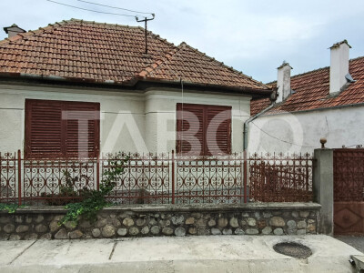 Casa de vanzare cu 4 camere in Drasov judetul Alba