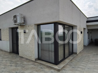 Penthouse de lux de vanzare 4 camere în Sebes