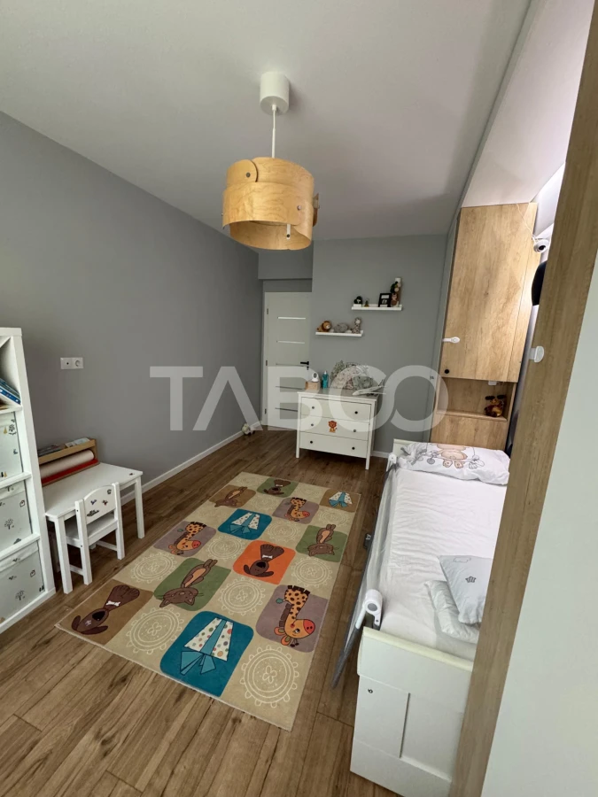 Apartament ultra modern cu balcon si 3 camere utilate si mobilate - 7