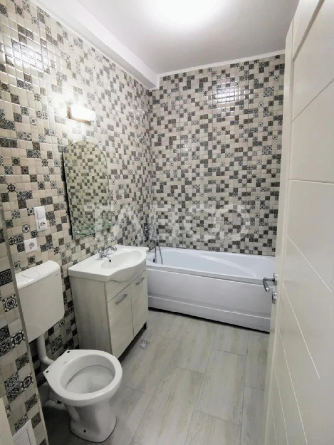 Nu ca il vand eu dar chiar e bun-2 apartamente de vanzare etajul 1 - 9