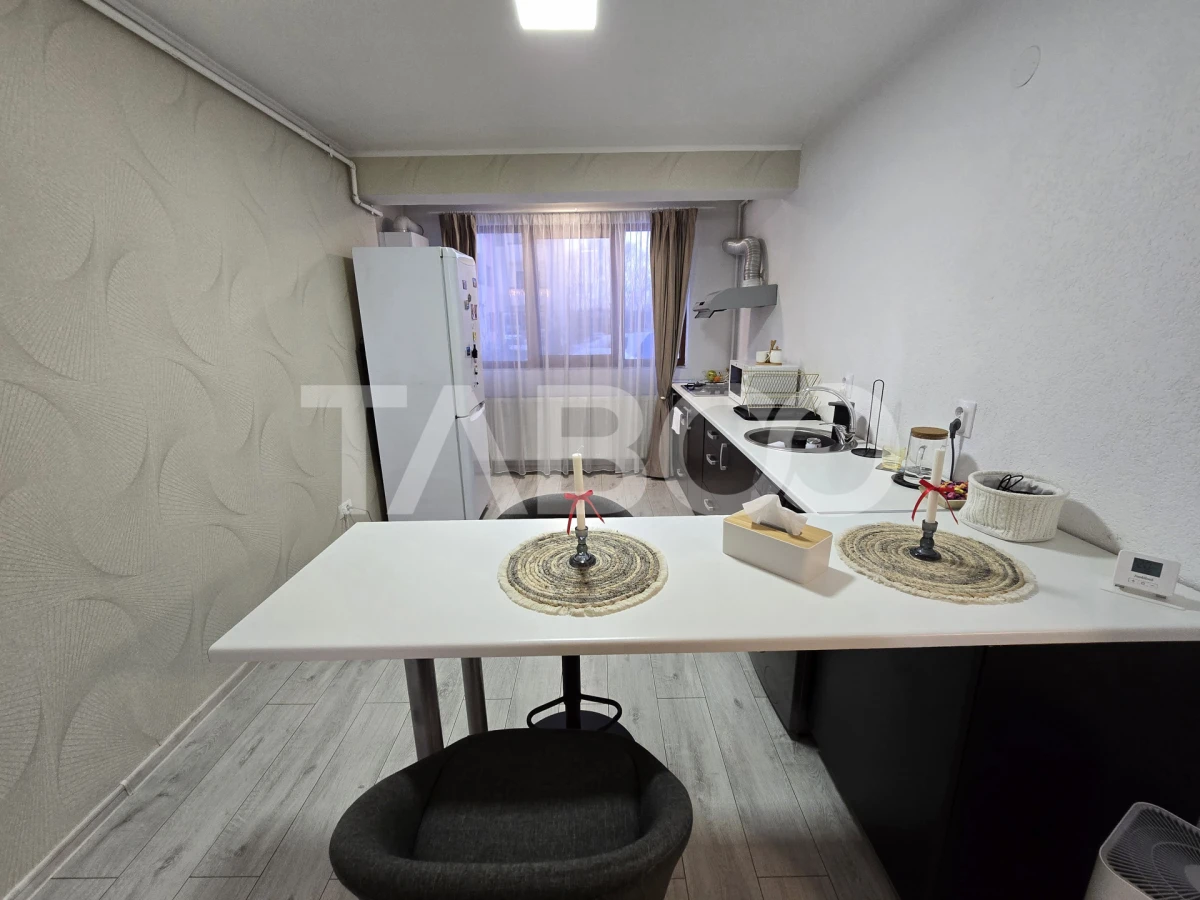 Apartament 3 camere de vanzare decomandat mobilat utilat Tilisca Sibiu - 10