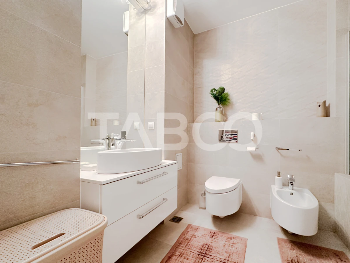 De vanzare apartament 3 camere 2 bai la cheie Gheorgheni bloc nou - 8