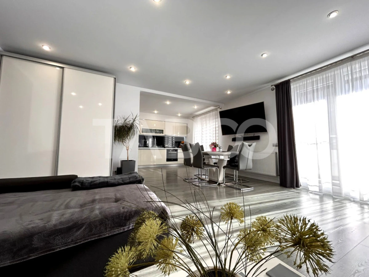 Apartament 3 camere 83 mpu gradina balcon 2 locuri parcare Selimbar - 1