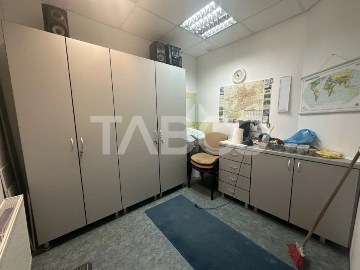 Spatiu de birouri de inchiriat cu 5 camere in zona Orasul de Jos - 2