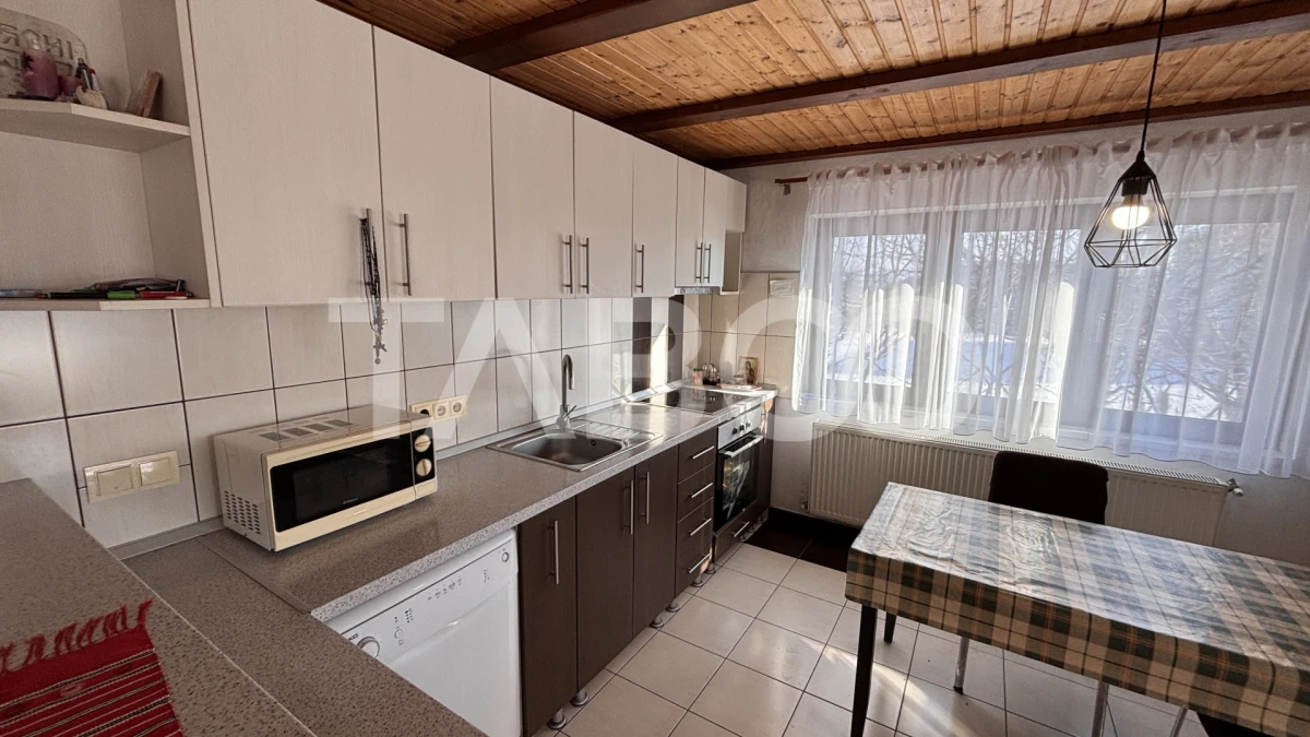 Casa de vanzare zona Sura Mare individuala 900 mp teren - 6