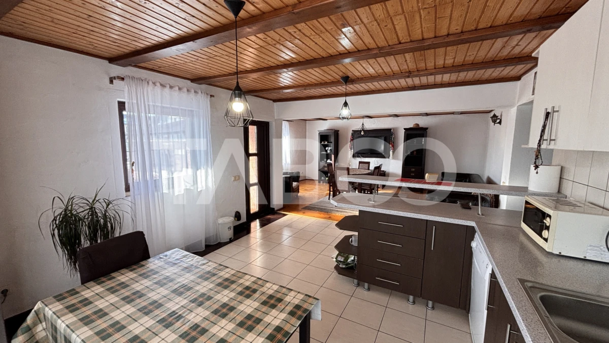 Casa de vanzare zona Sura Mare individuala 900 mp teren - 5