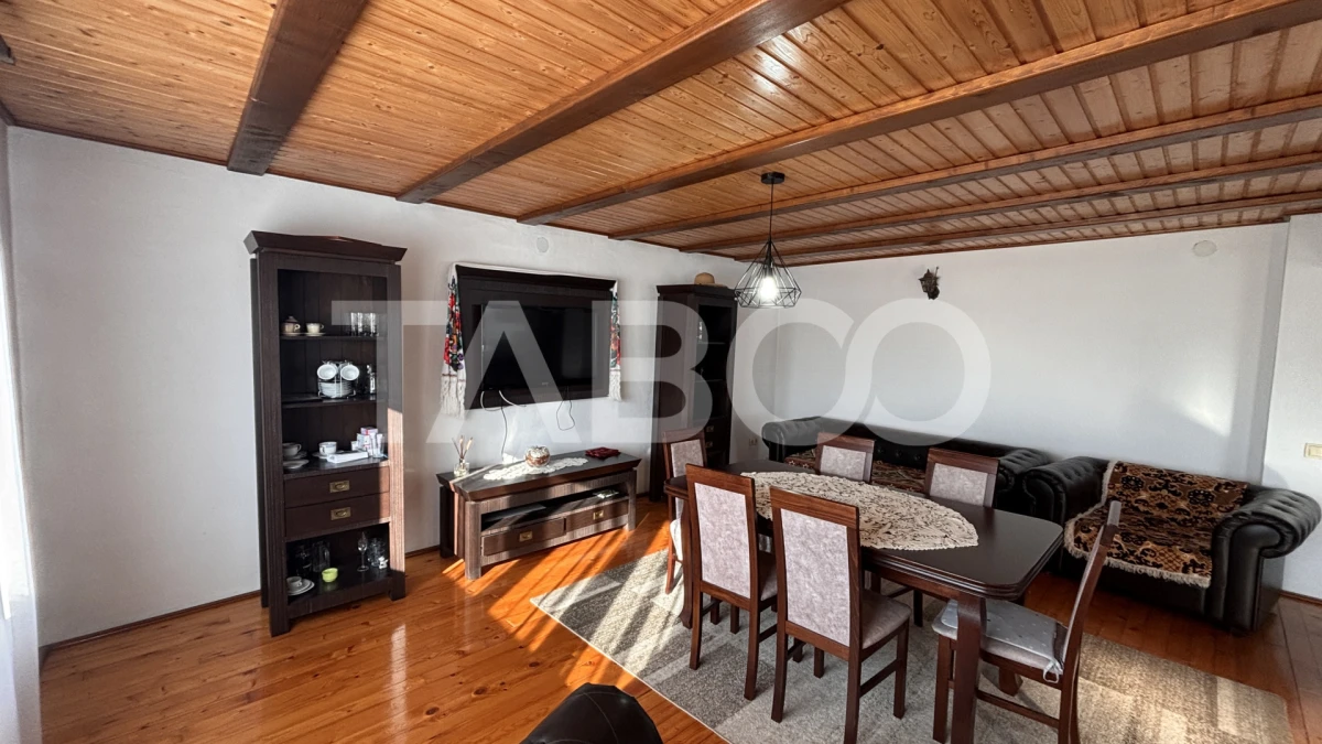 Casa de vanzare zona Sura Mare individuala 900 mp teren - 3