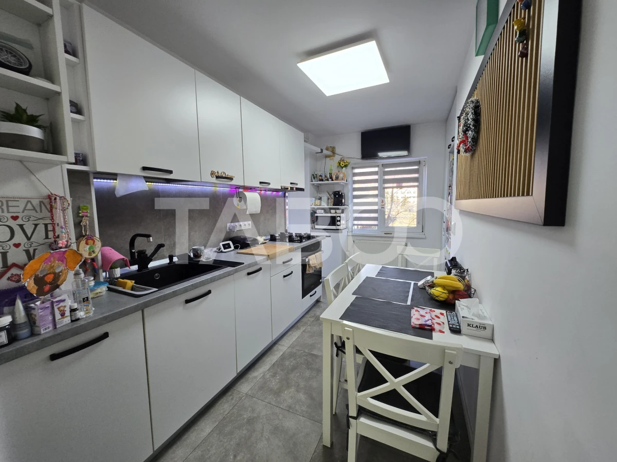 Apartament 2 camere de vanzare 51mp decomandat zona Vasile Aaron Sibiu - 7