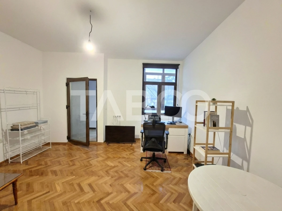 Apartament complet renovat 2 camere garaj acces auto Centru Istoric - 6