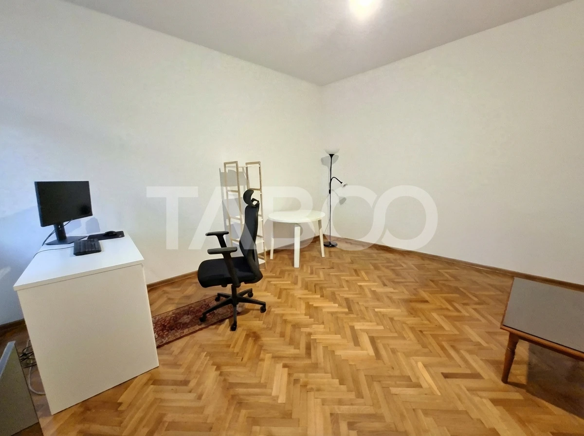 Apartament complet renovat 2 camere garaj acces auto Centru Istoric - 2