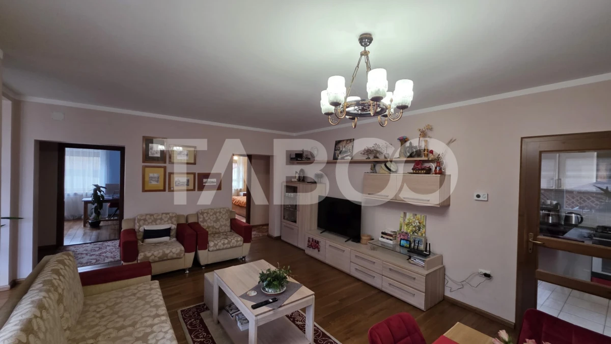 Proprietate de vanzare doua locuinte pe acelasi teren - 10