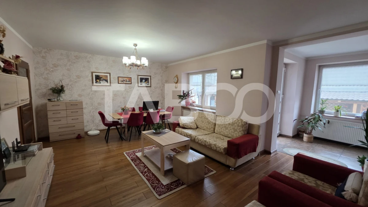 Proprietate de vanzare doua locuinte pe acelasi teren - 3