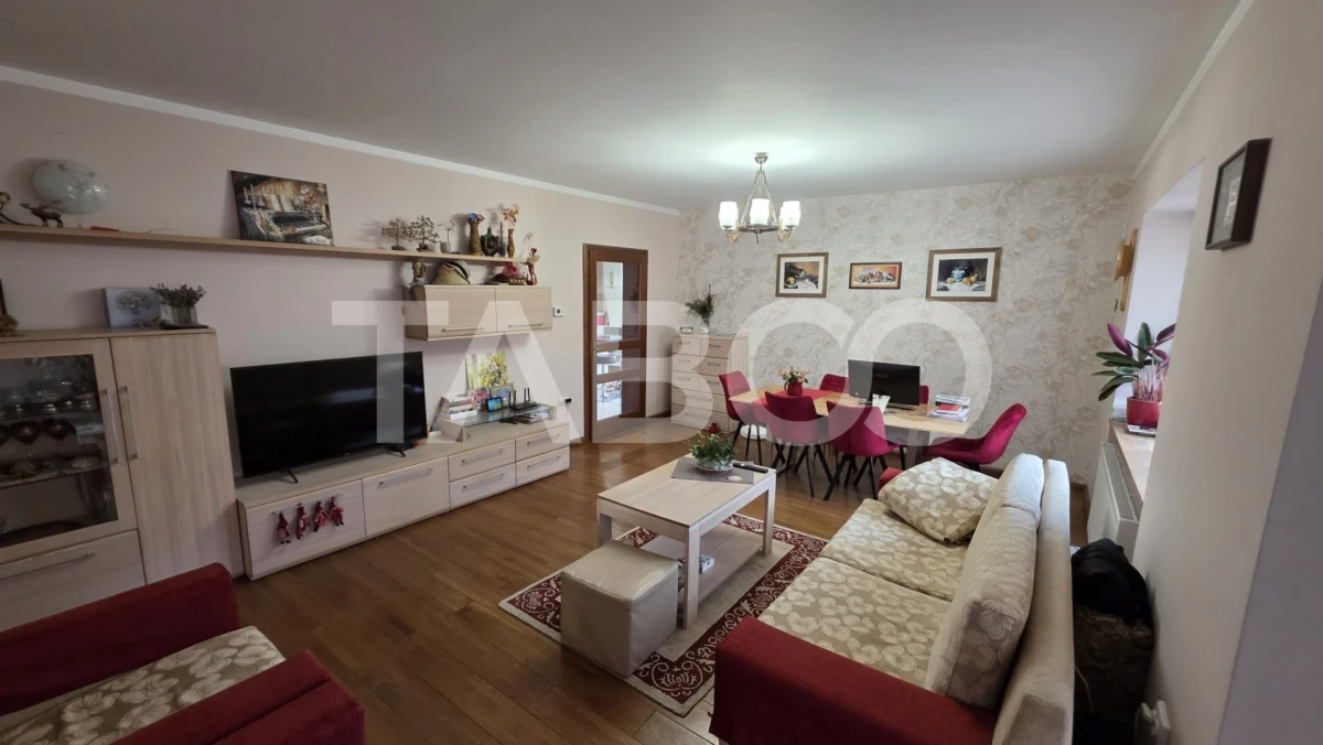 Proprietate de vanzare doua locuinte pe acelasi teren - 2