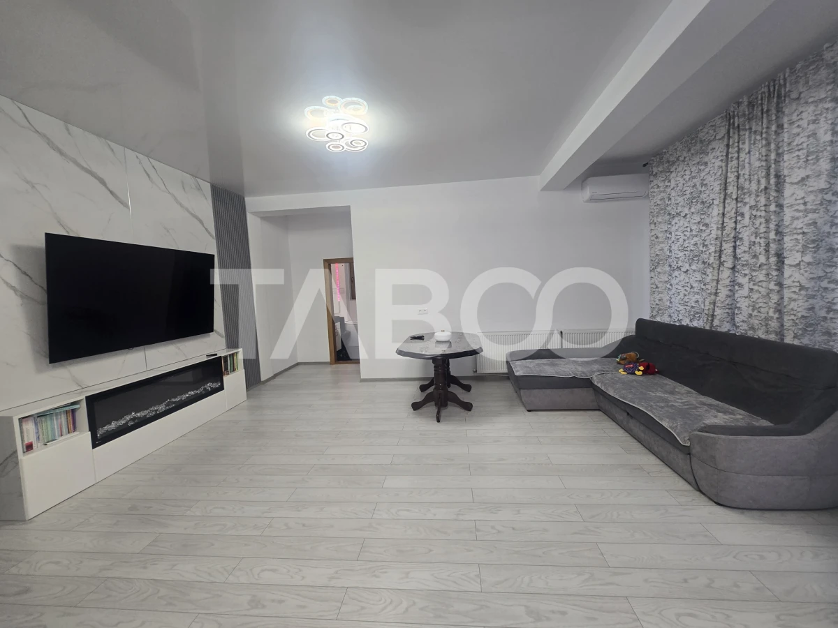 Apartament 2 camere de vanzare 54 mp 2 balcoane zona Selimbar Sibiu - 1