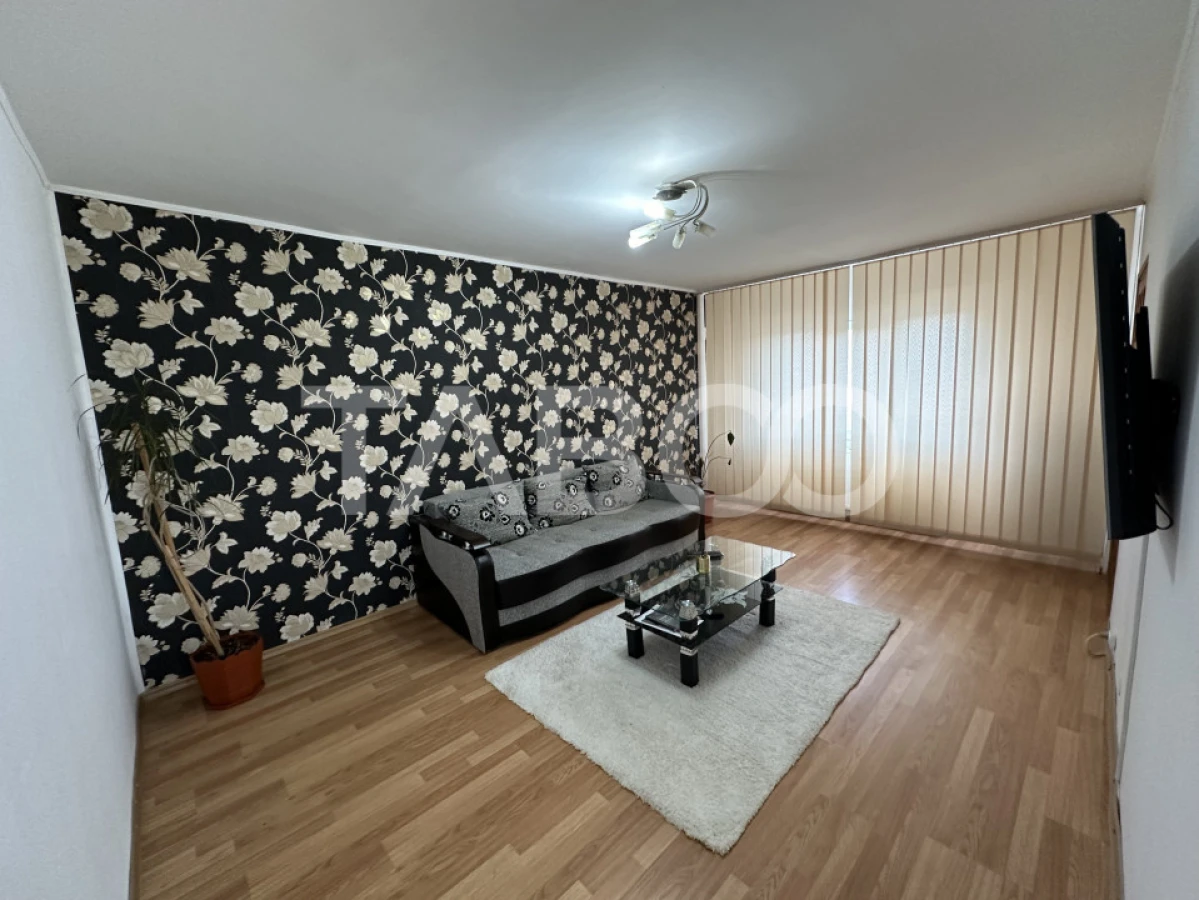 Apartament decomandat 3 camere 2 bai 68 mpu etaj 3 Calimanesti Valcea - 3