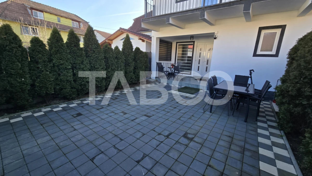Casa individuala 4 camere de vanzare 2 bai balcon parcare Selimbar - 1