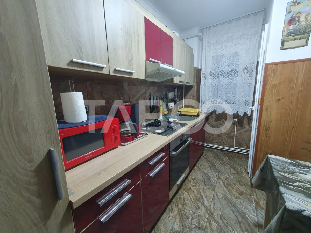 Apartament semidecomandat 2 camere parter 45 mpu Zona Tudor - 7