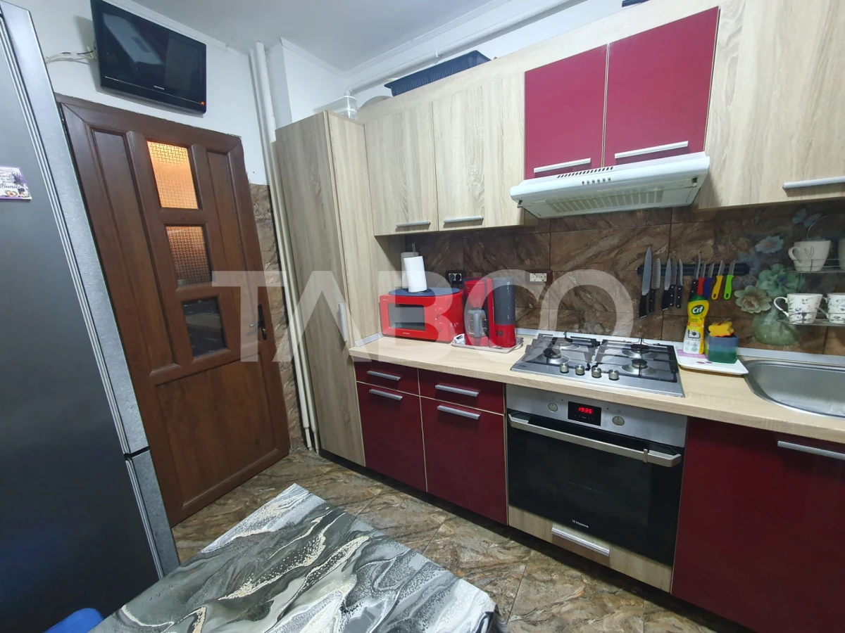 Apartament semidecomandat 2 camere parter 45 mpu Zona Tudor - 6