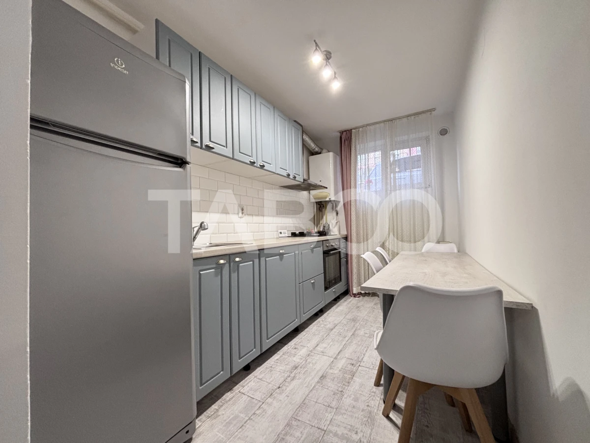 De vanzare apartament cartier Intre Lacuri pretabil investitie - 1