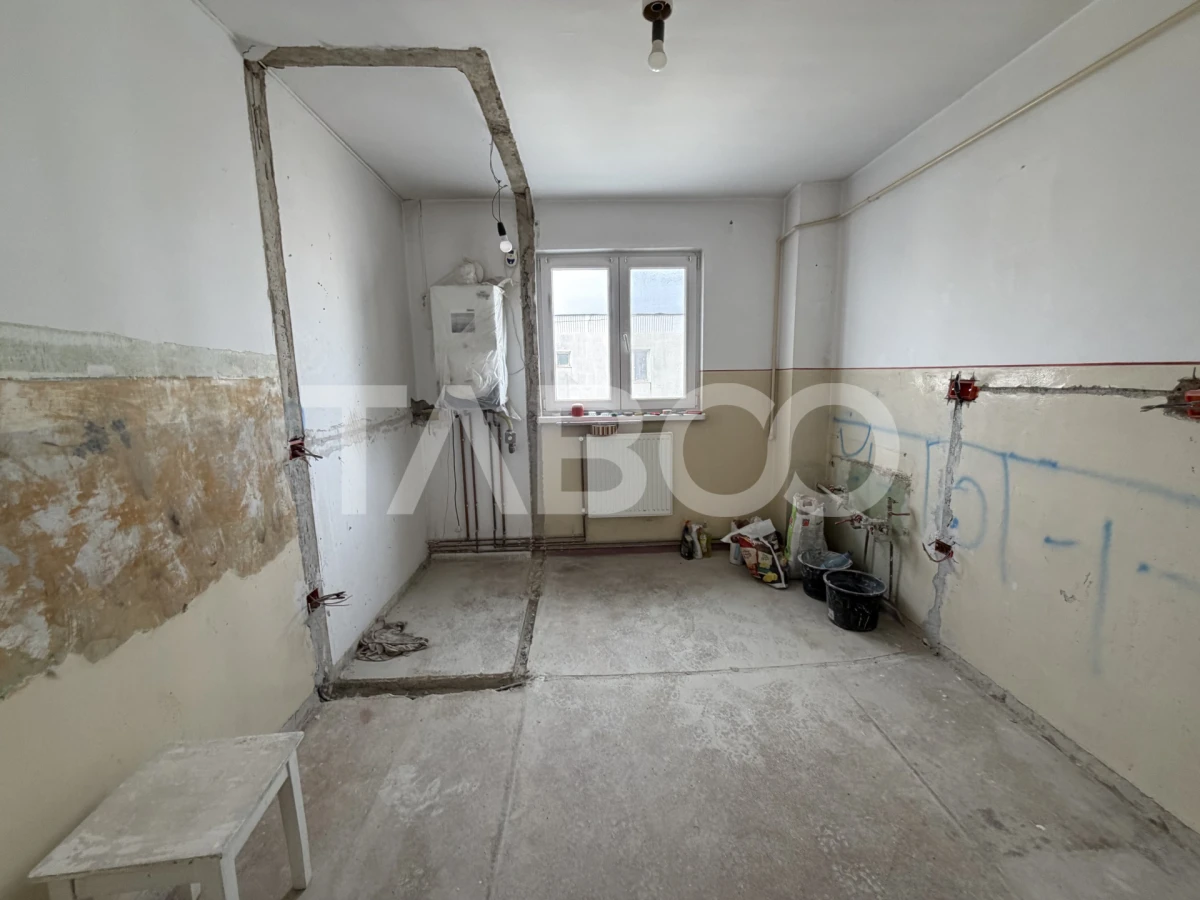 Apartament 2 camere semidecomandat balcon aer conditinat 13 Decembrie - 4