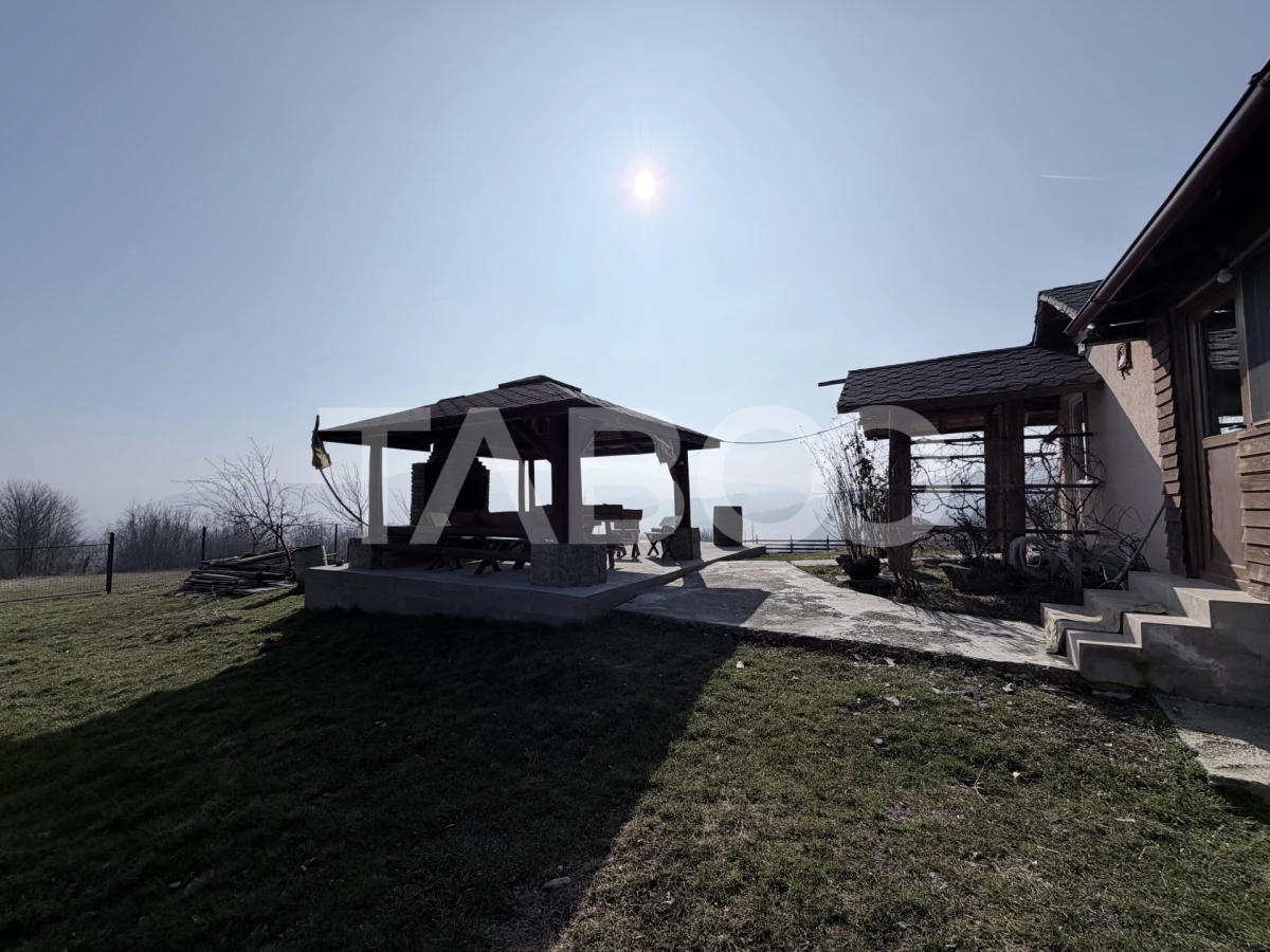 Oportunitate investitie turistica cu panorama unica - 3