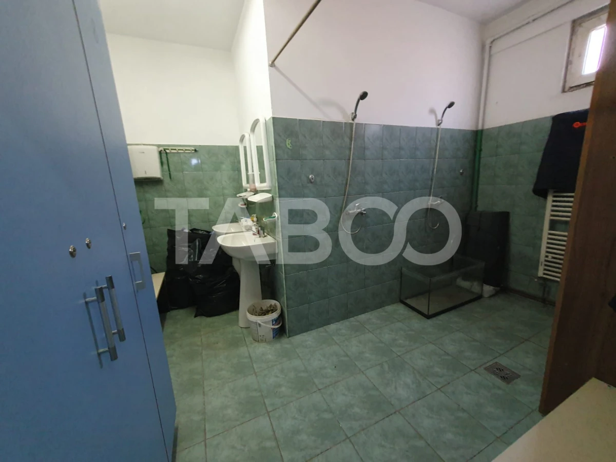 Hala + Spatiu Birouri pe Platforma Industriala Fagaras S = 1750 mp - 8