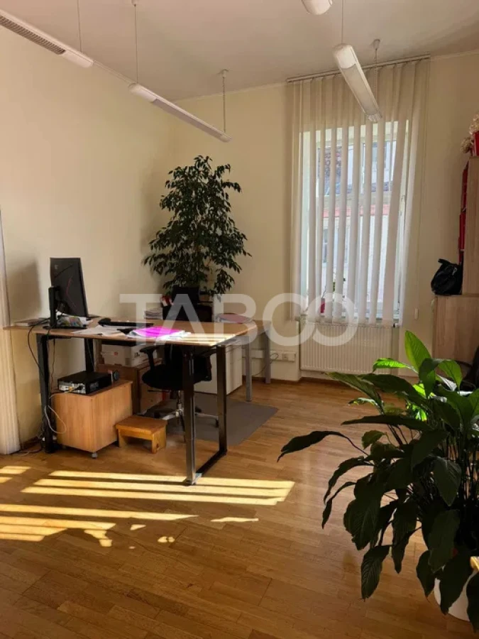 Spatiu generos de birouri de inchiriat in zona Bulevardul Victroriei - 4