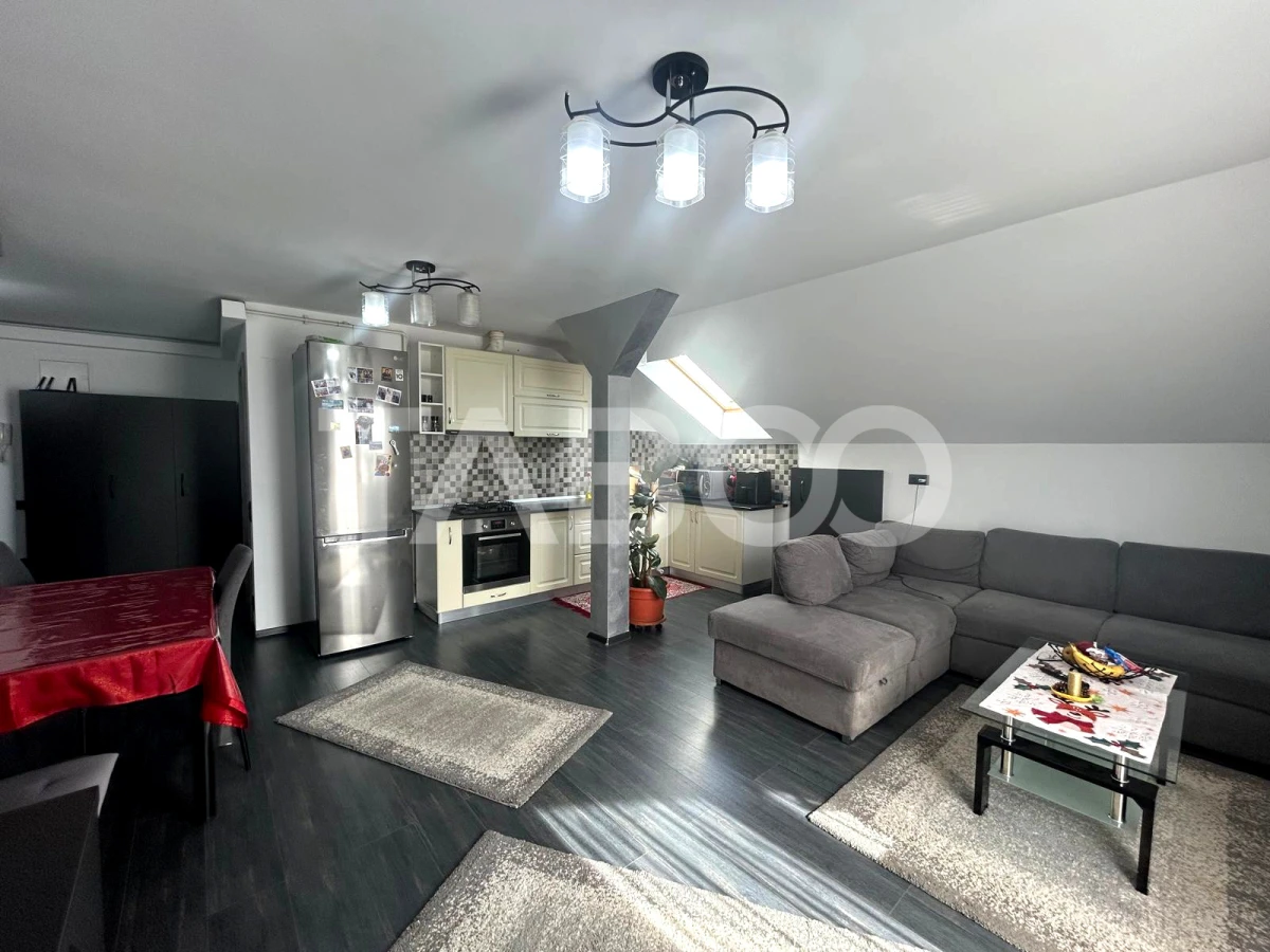 Apartament 3 camere de vanzare decomandat 72 mp zona Brana Selimbar - 3