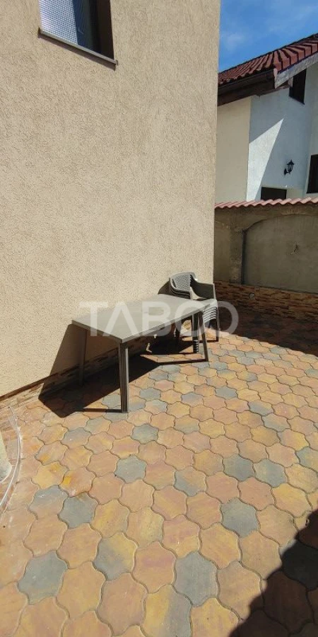 Apartament de inchiriat la casa 2 camere loc parcare in Selimbar - 10